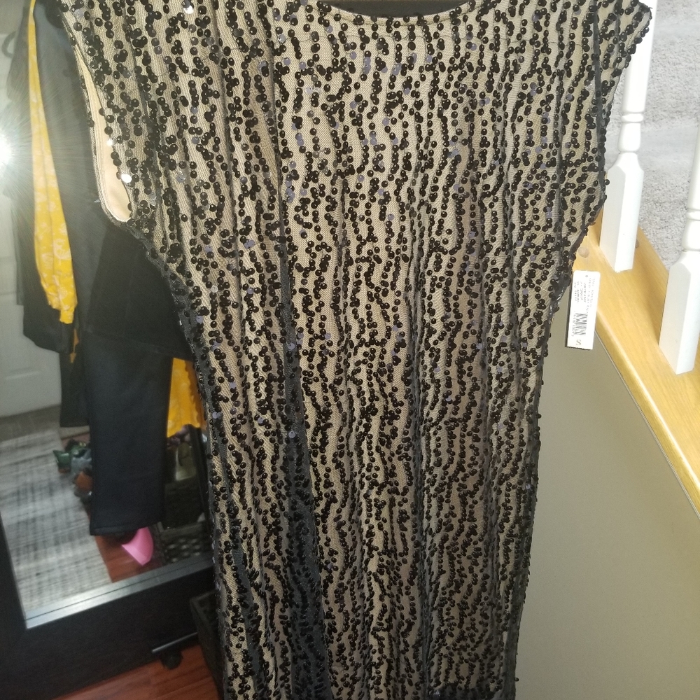 Dress by Laundry